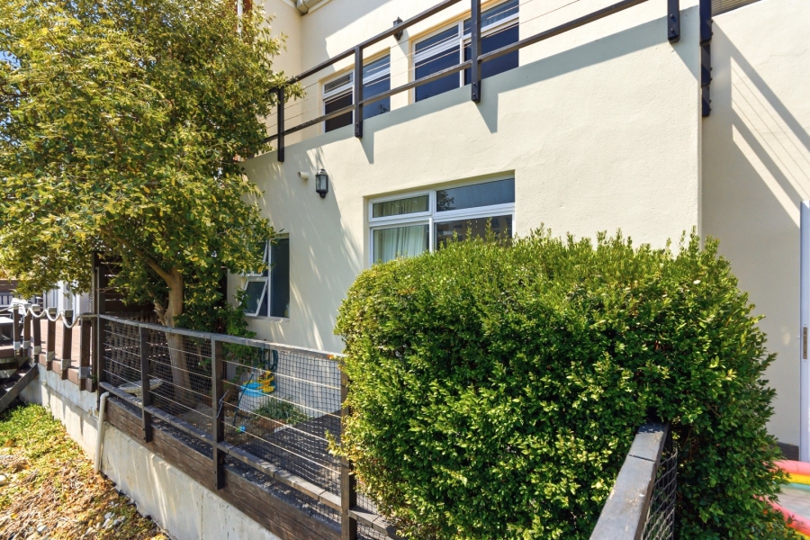 4 Bedroom Property for Sale in Harbour Island Western Cape